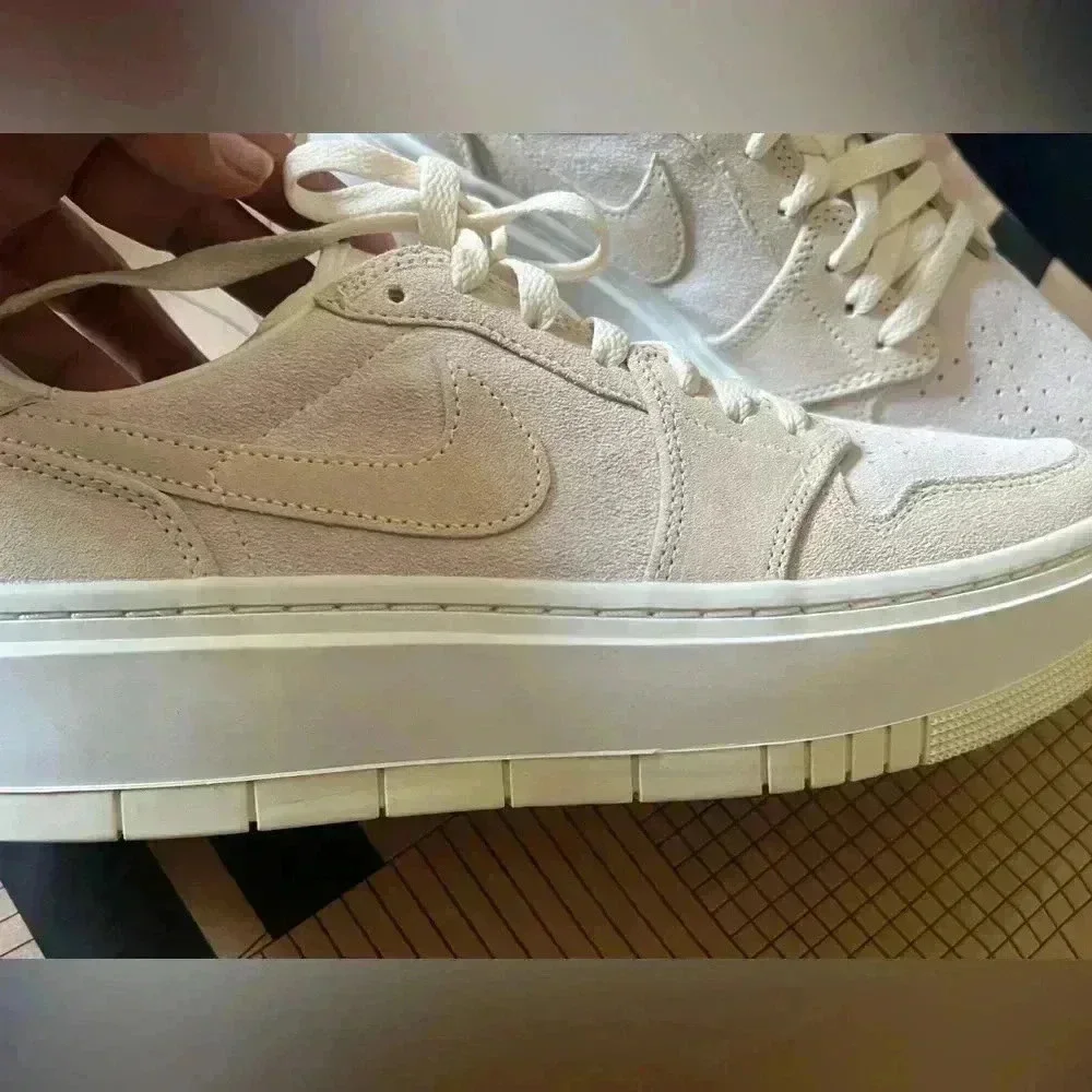 Air Jordan 1 Elevate Low Women’s Shoes - Size 10 - Picture 14 of 14